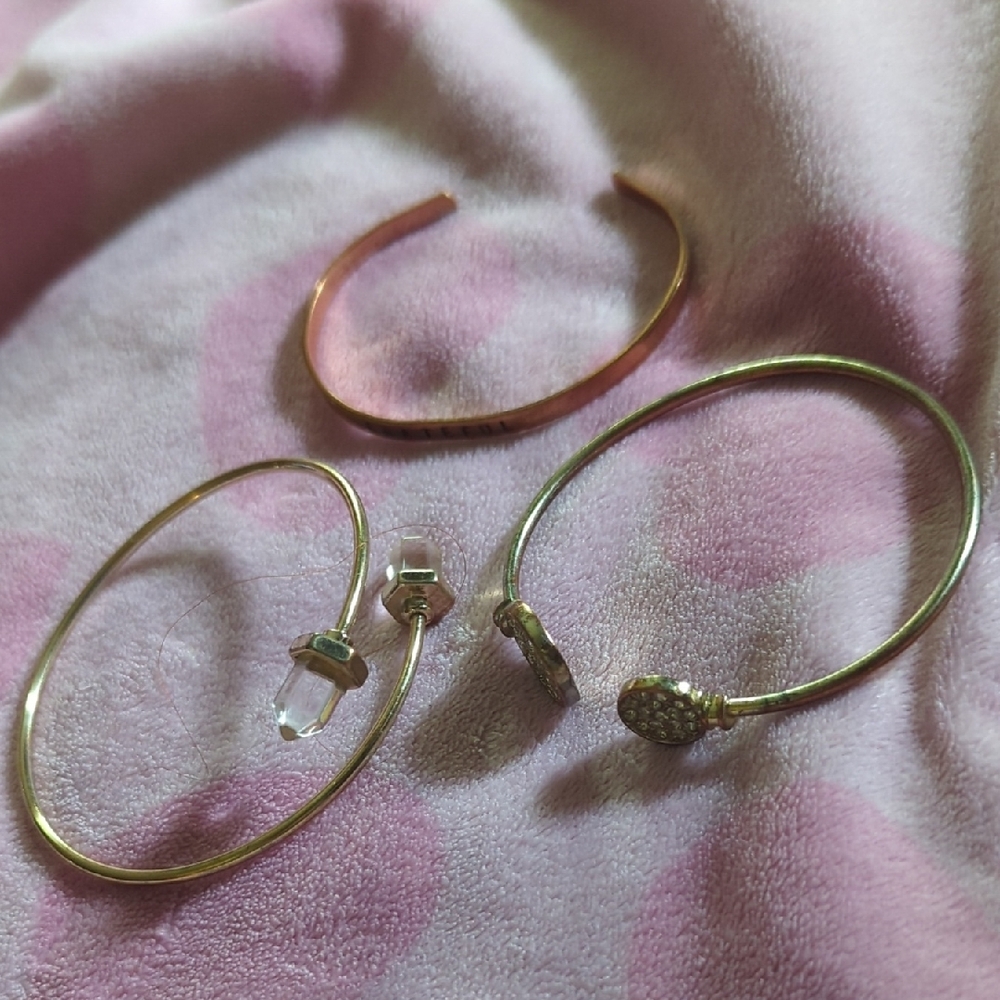 Gold Tone and Copper Bracelet Set